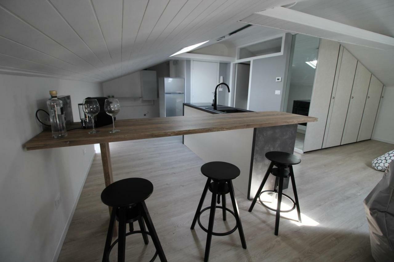 Apartmán La Mansarda Di Juliette Desenzano del Garda Exteriér fotografie